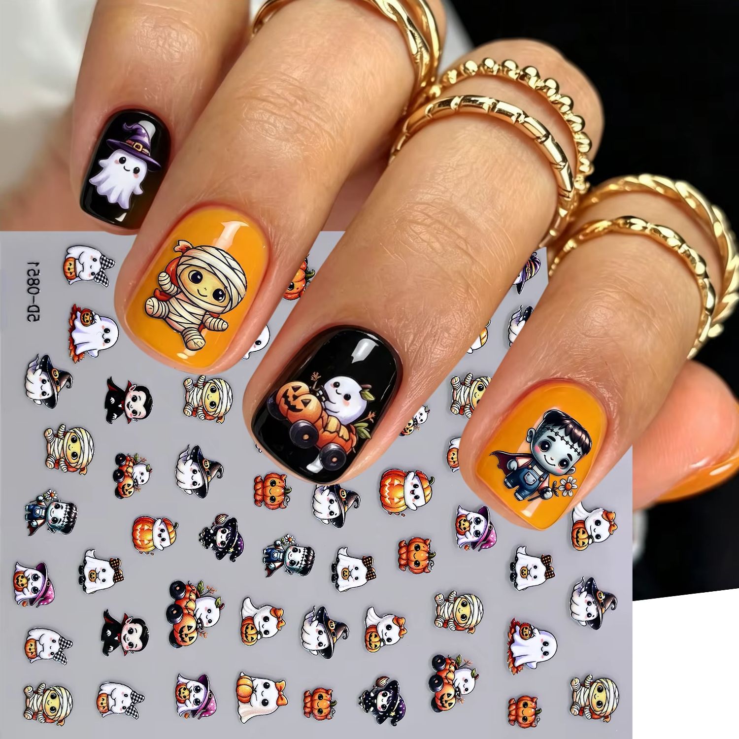 Nail Art Vampire - 5Dエンボス加工 ハロウィンネイルアートステッカー かわいい漫画のゴースト、カボチャ、吸血鬼の自己粘着デカール ホリデーパーティー DIYマニキュアスライダー