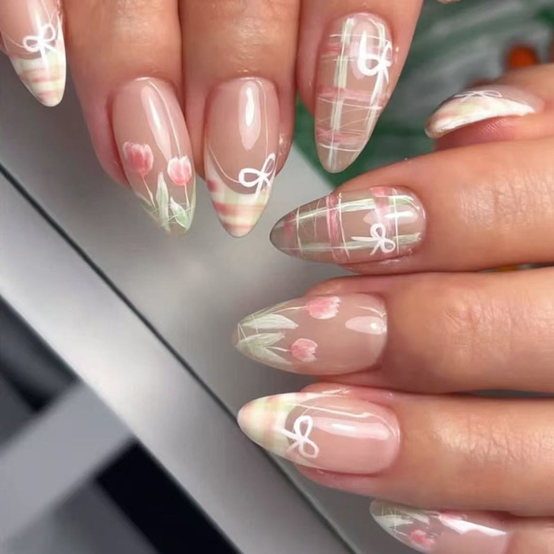 24枚入りボウ付きつけ爪セット、ピンクフレンチバレンタインデ - Nail Art Valentine のレビューと価格