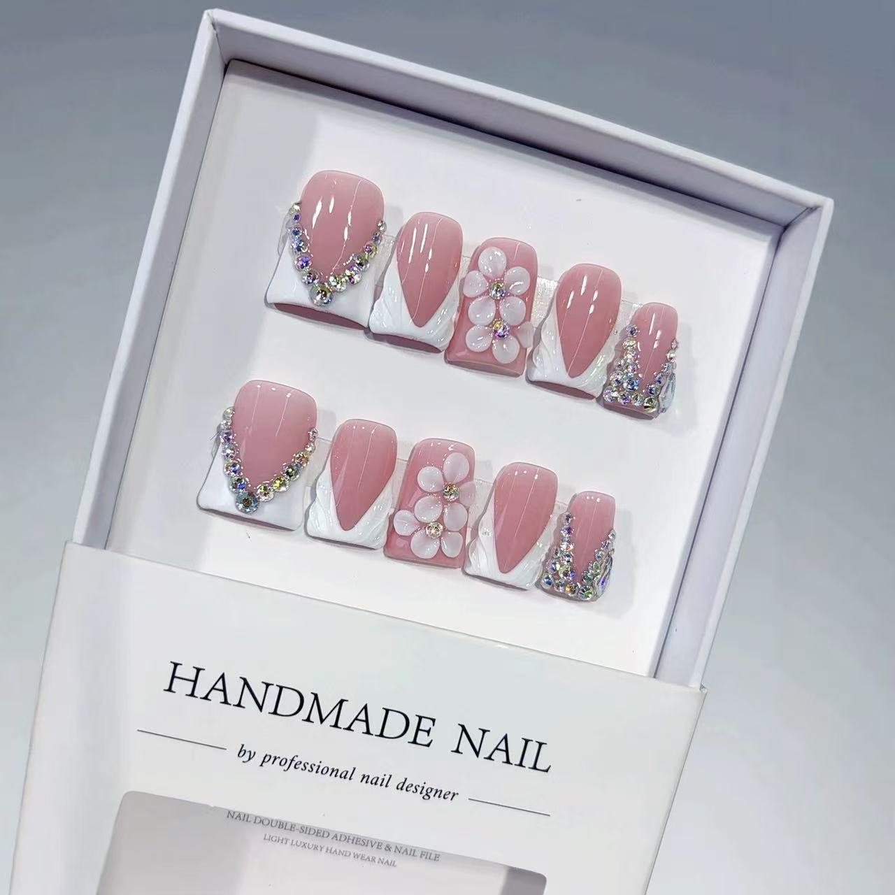 10個入り ハイエンドでシンプルかつエレガントなスタイル、手 - Nail Art Fake のレビューと価格
