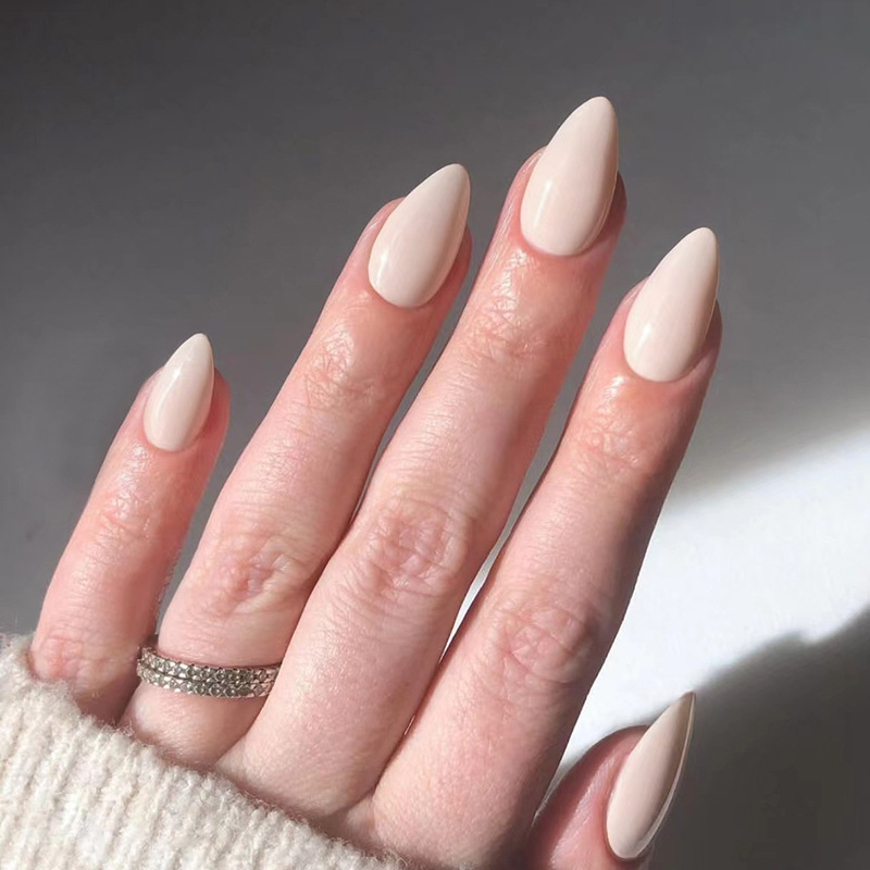24枚入りソリッドカラーフェイクネイルセット、装着可能な赤い - Nail Art Fake のレビューと価格