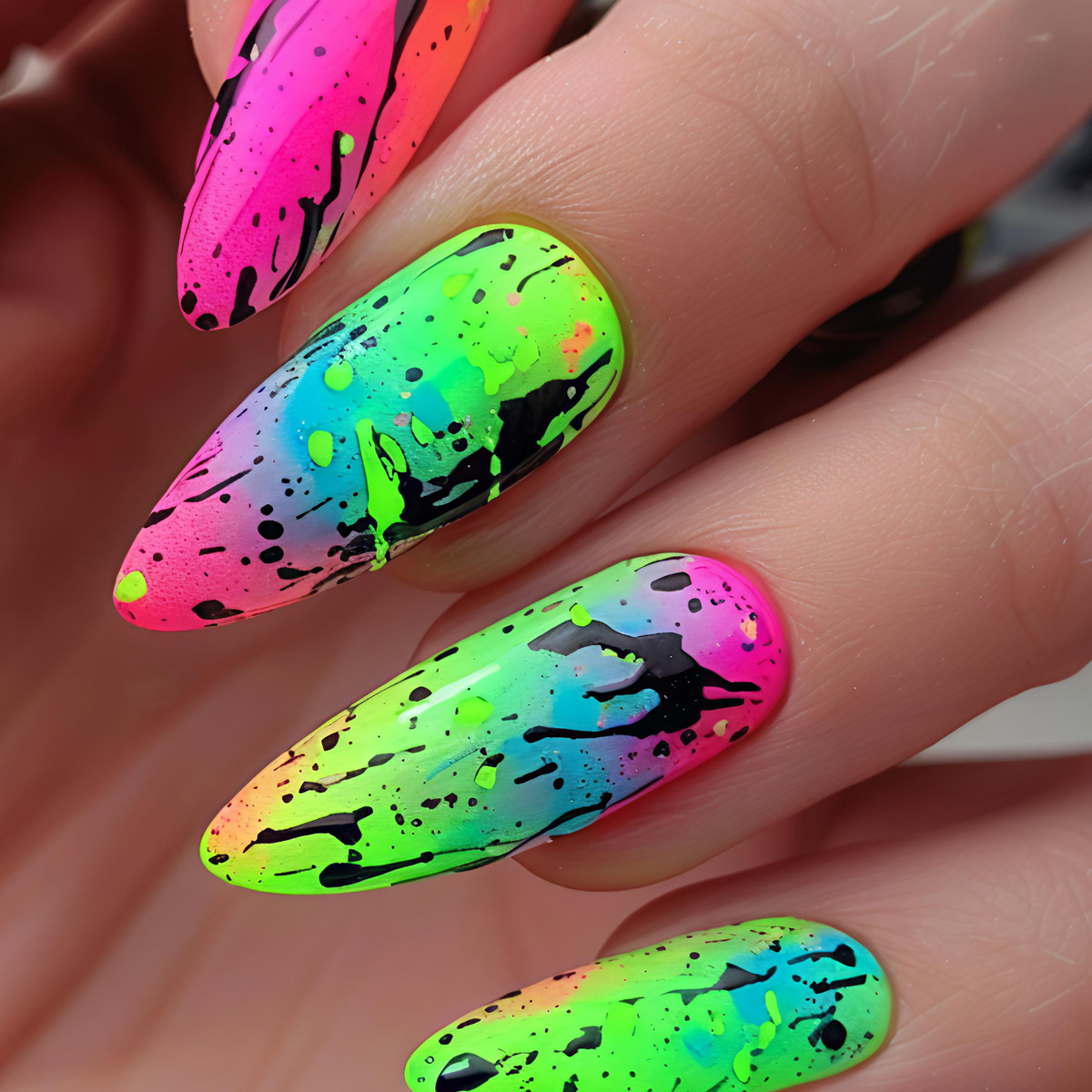 24枚セット ショート・ミディアム・ロング フェイクネイル  - Nail Art Yellow のレビューと価格