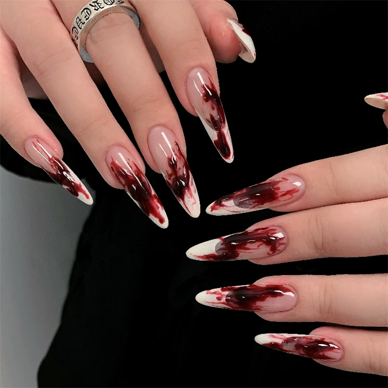 24個入り プレスオンネイル ハロウィン ヴァンパイアの爪  - Nail Art Vampire のレビューと価格